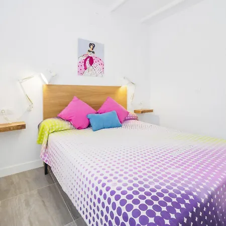 Cubo's La Casita Blanca *