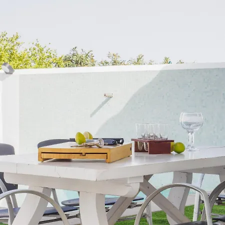 Cubo's La Casita Blanca Holiday home *