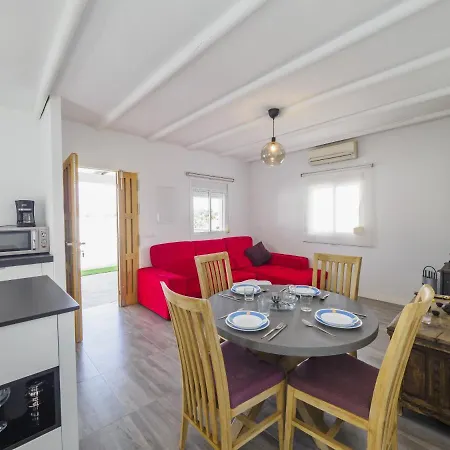 Holiday home Cubo's La Casita Blanca